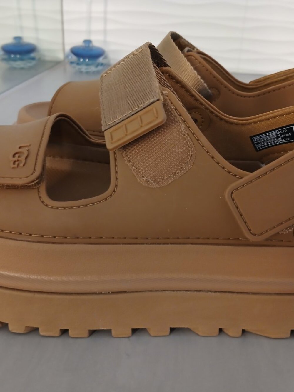 UGG platform sandal - Picture 7 of 10